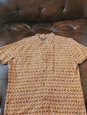Express Men's Brown Geometric Short-Sleeve Button-Down Shirt